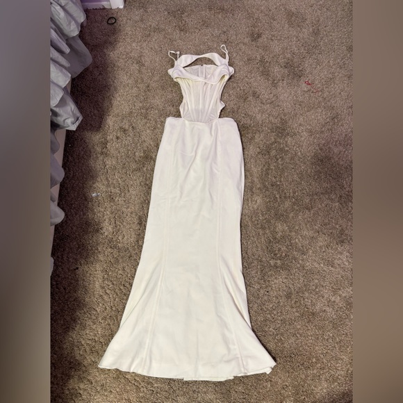 PALOMA Ivory Corset Maxi Dress House of cb Corset top dress - Picture 3 of 9